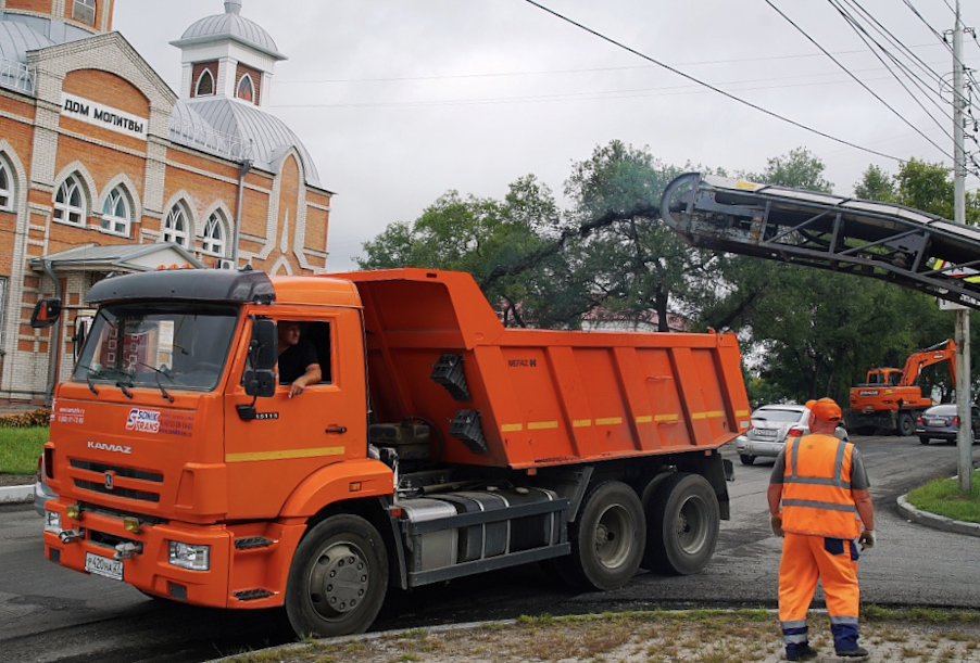 В Хабаровске по нацпроекту «Безопасные качественные дороги» в текущем году отремонтировали уже более 40 объектов
